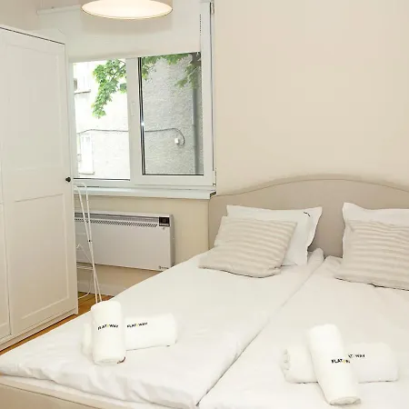 Cozy & Functional By The Opera * וארנה