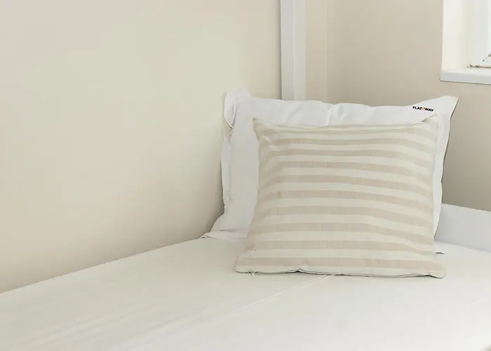 Cozy & Functional By The Opera Appartement