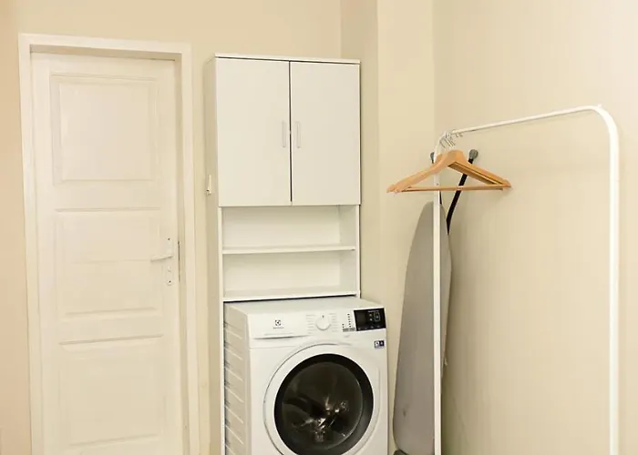 Cozy & Functional By The Opera Varna